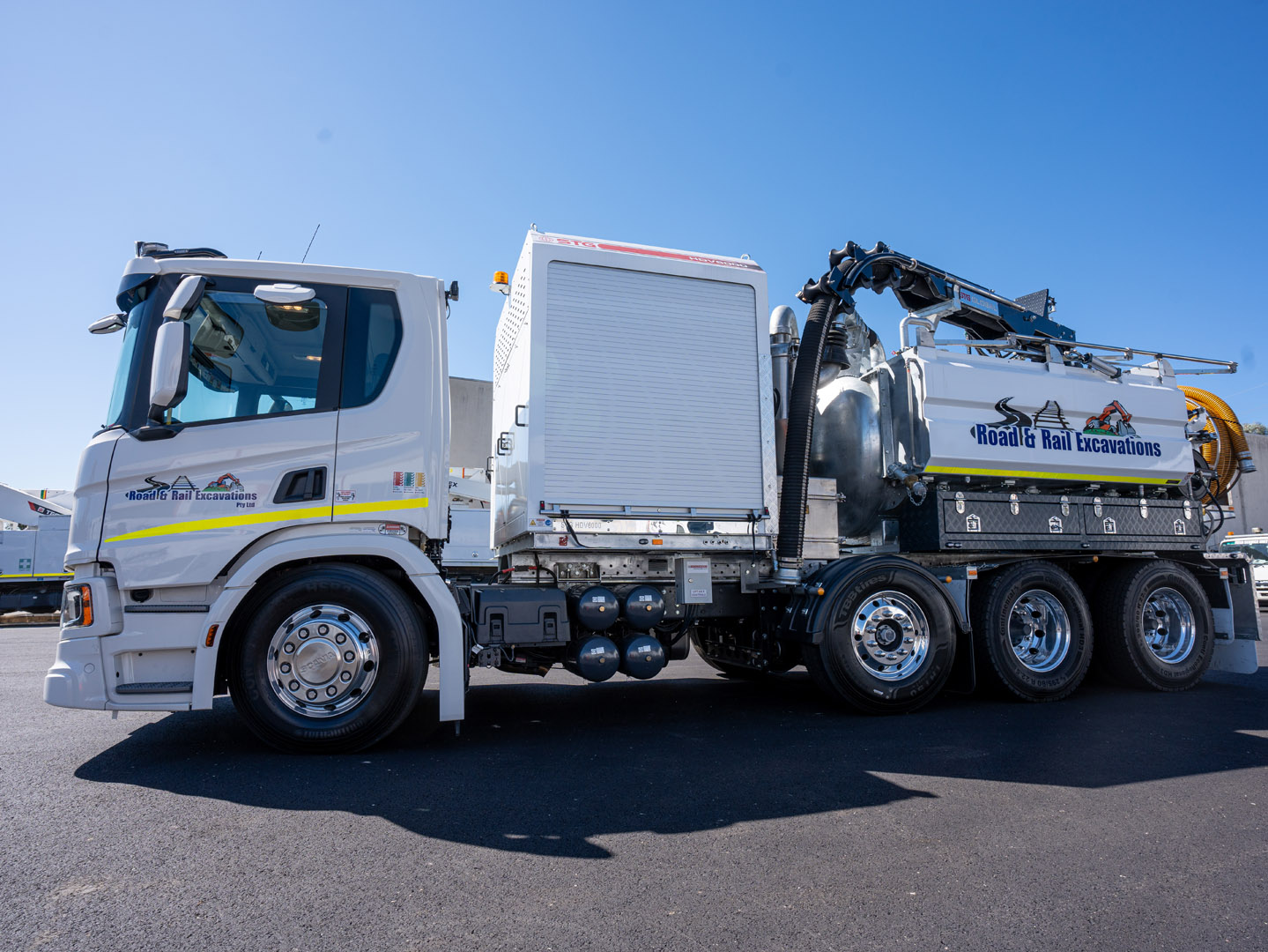 Vacuum Truck Road and Rail Excavations